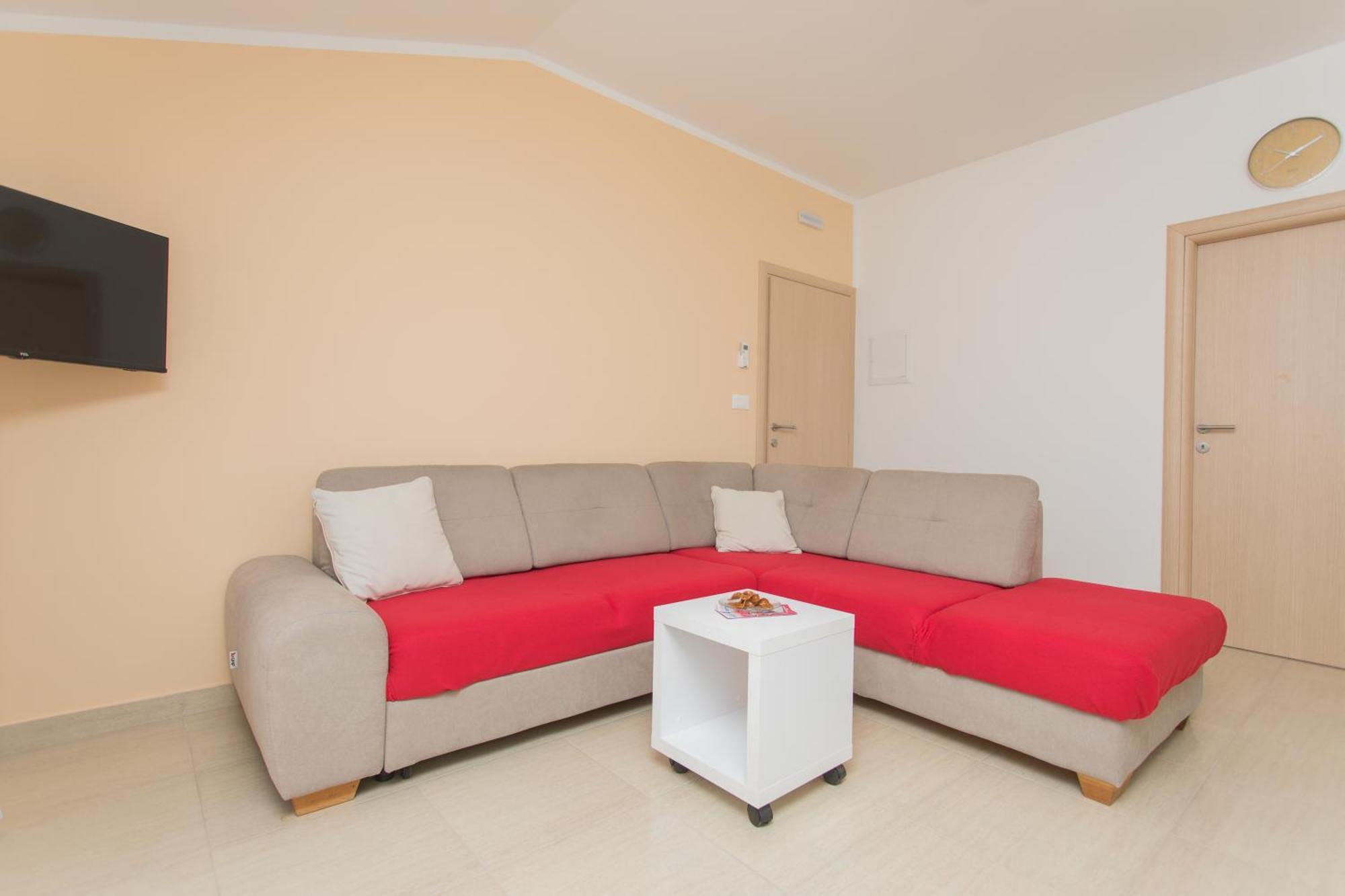 Beach Apartments Mediteran 玛里纳 外观 照片